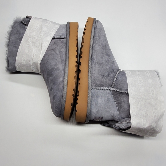 *SOLD*UGG CLASSIC BOW MINI (W) - Picture 3 of 4